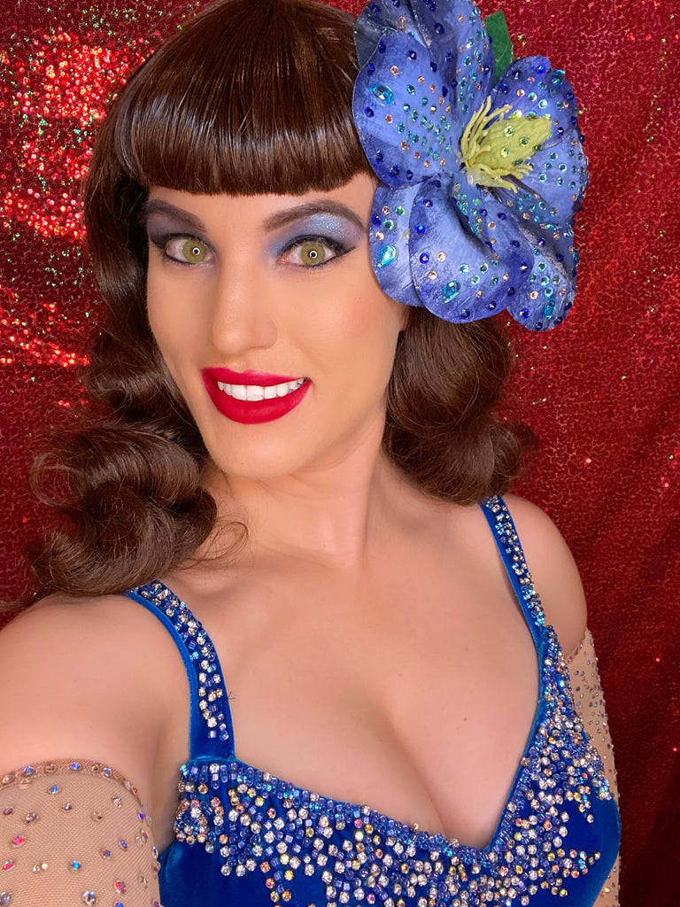 KISS A VET: The Collab with Pinups on Tour! Liquid to Matte Performance Lipstick